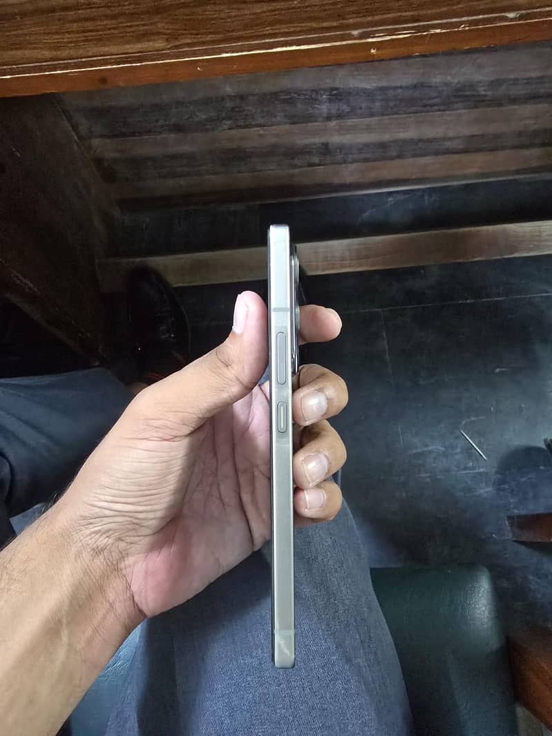 Note 50 1