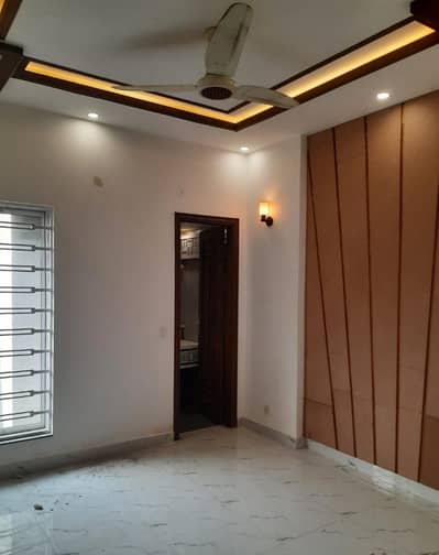 3 Beds 5 Marla Double Storey Brand New House For Sale Formanites Housing Scheme Lahore.