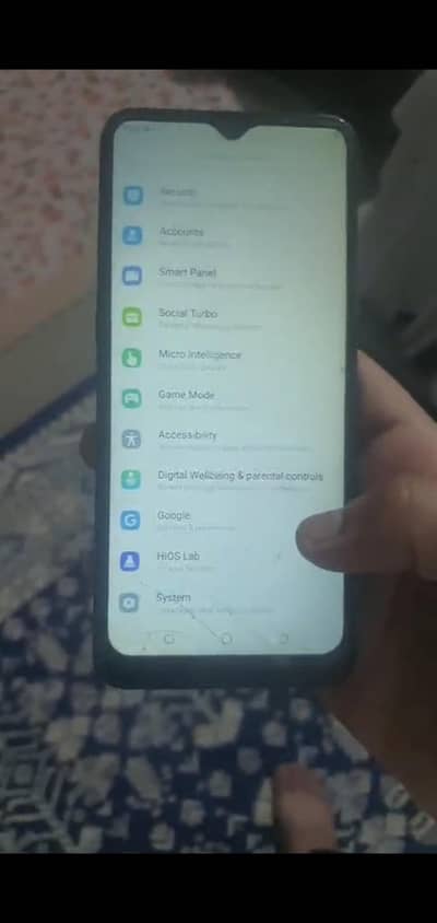 techno spark 6/128  finger working  touch thora sa crack hai just