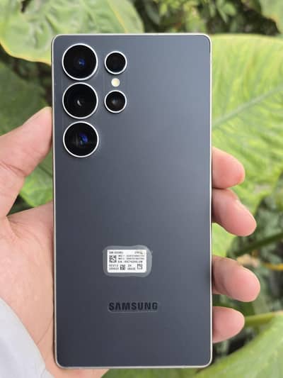 SAMSUNG S25 ULTRA 256 (NON PTA)