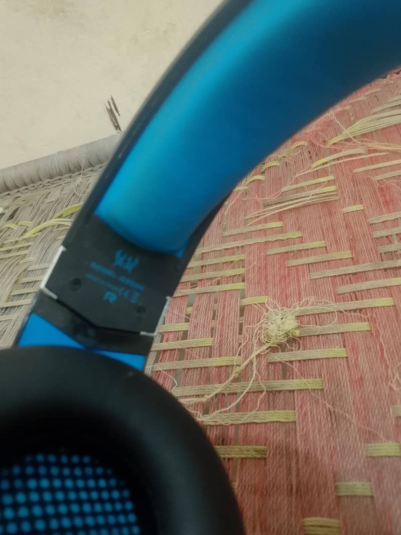 headphone 3