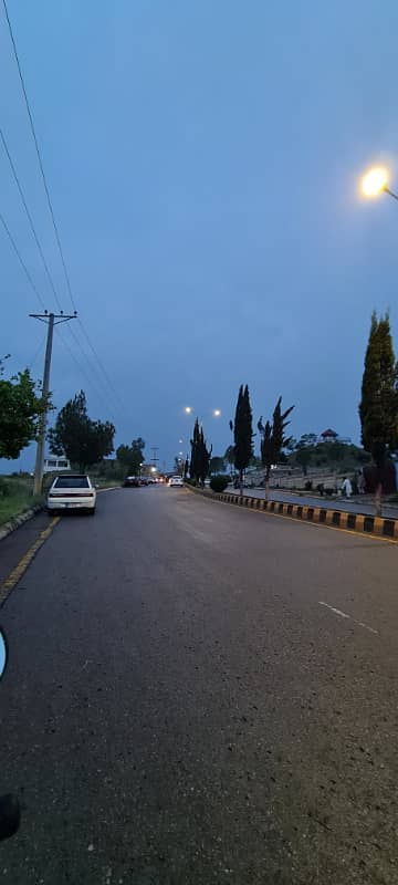 5 Marla Level Plot Available 5