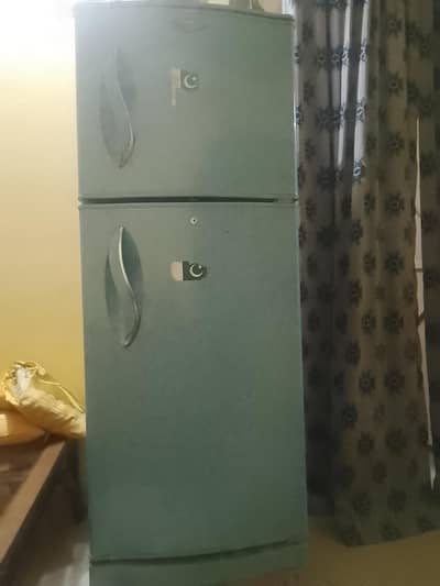 waves Refrigerator Medium Size for Sale in Lahore