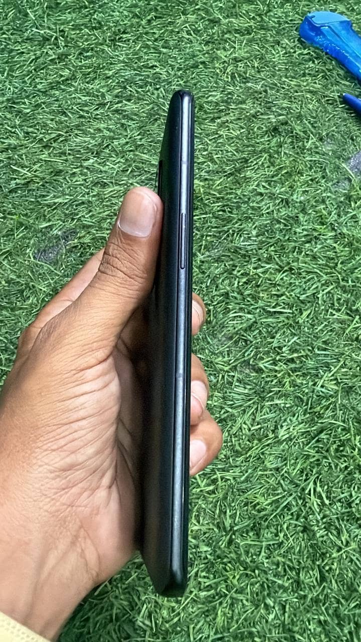 ONE PLUS 10 PRO 2