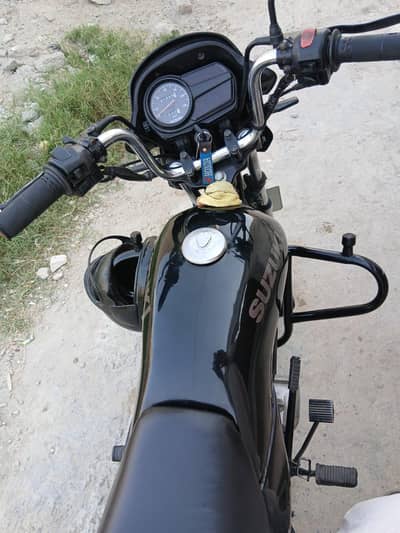 Suzuki GD 110cc condition 10/10 urgent sale