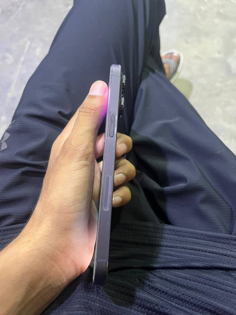 iPhone 14 pro max 1