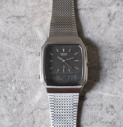 Seiko Quartz Dual time Tank serial