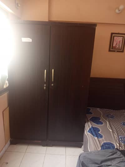 used  bedroom set  in 30000 ( price km hojyngy)