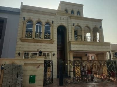 House Available For sale In Bahria Town - Overseas B