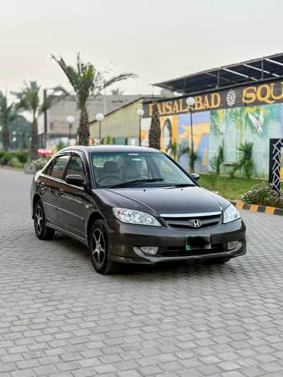 Civic 2005 EXI Gun Metallic
