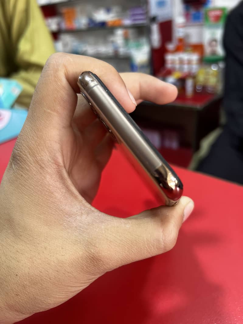 Iphone 11 pro 1