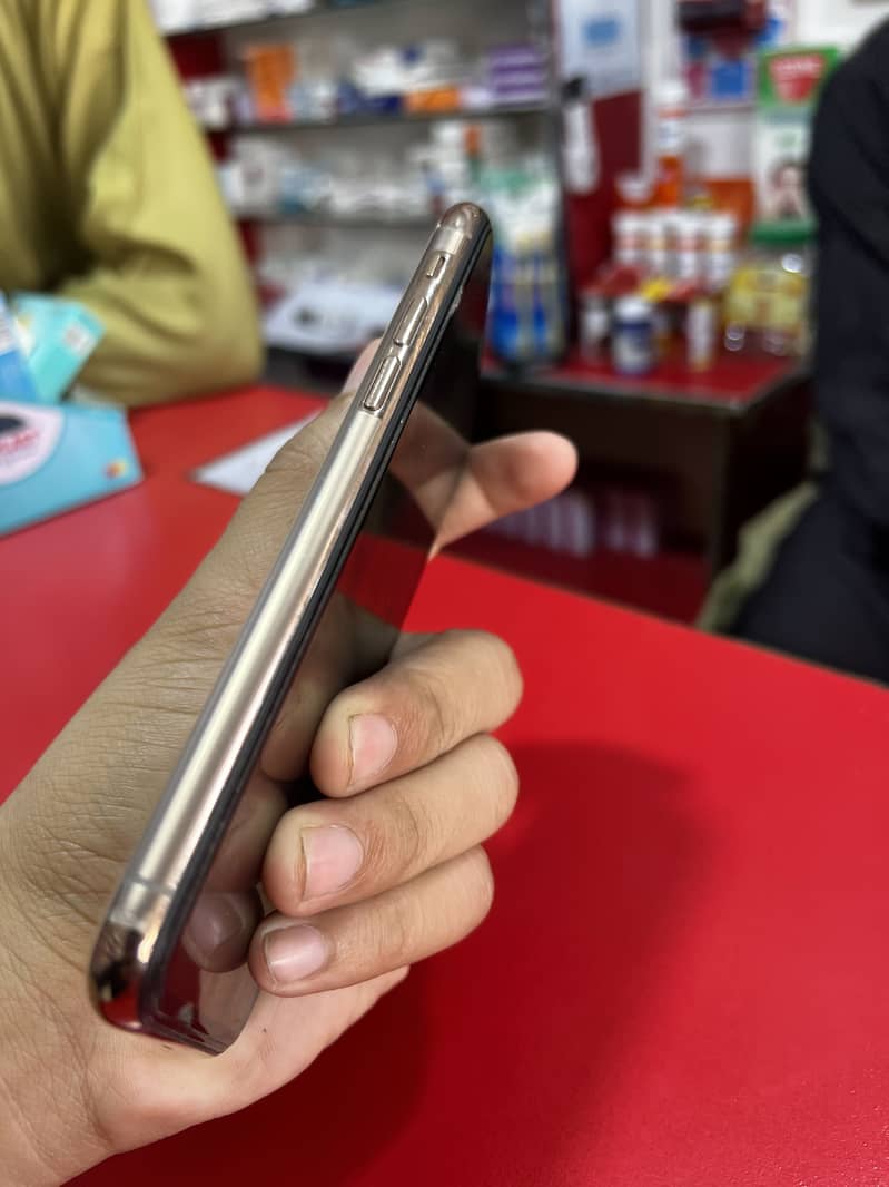 Iphone 11 pro 2