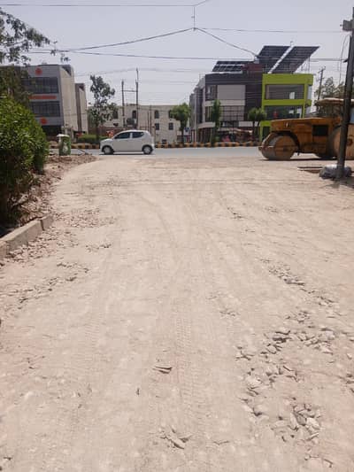 Perfect 4 Marla Building In Model Town For rent