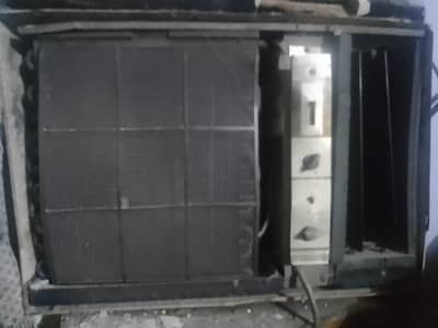 National Window AC 2 Ton for Sale in Lahore