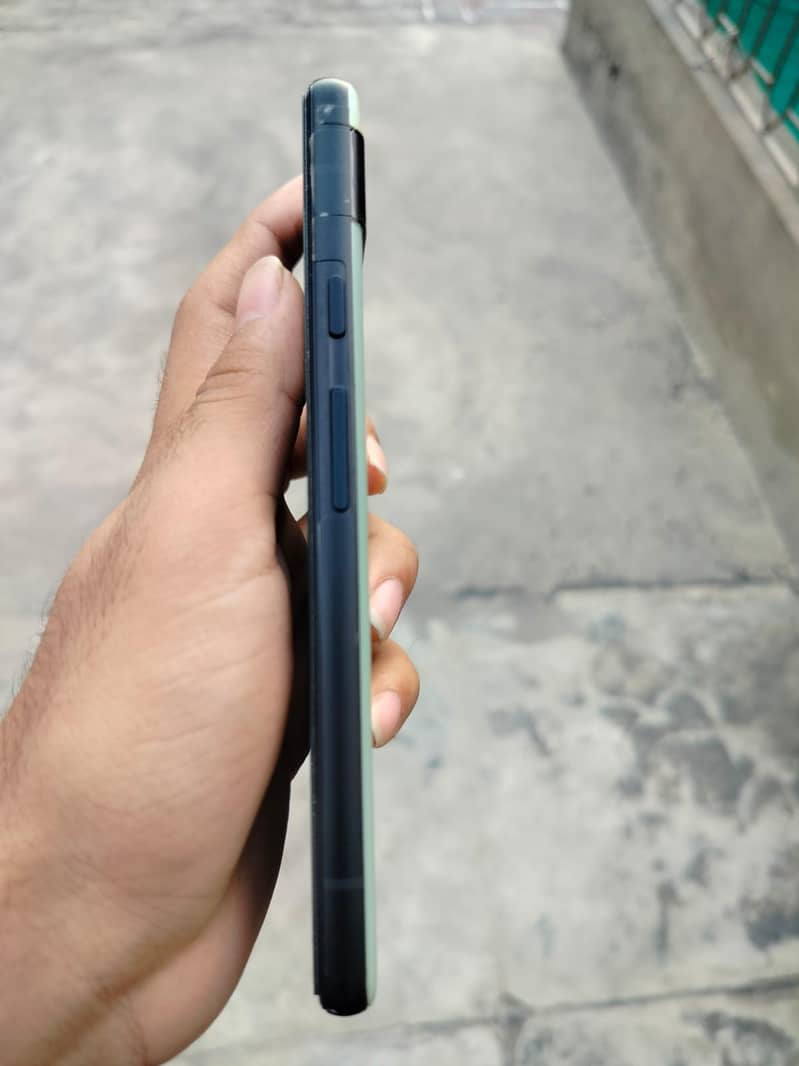 Google pixel 6a 5