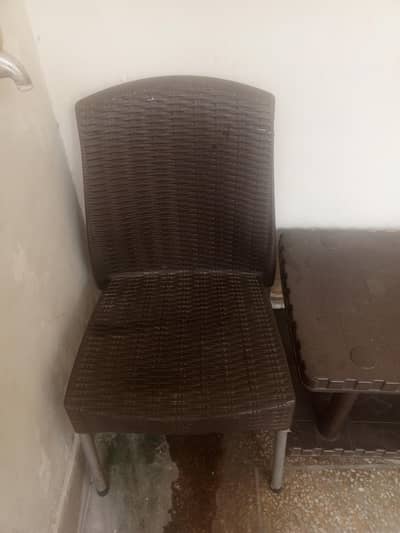 Plastic Chairs and Lasani Table