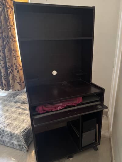 Computer Table / Computer Rack for Sale – Good Condition
