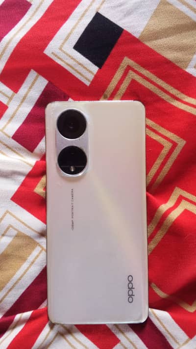 Oppo Reno 8T (8GB/128GB) – 108MP Camera