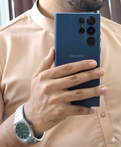 Samsung Galaxy S22 Ultra – 10/10 Mint Condition