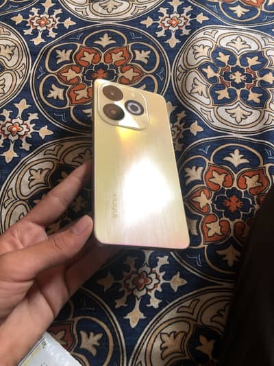 Seld mobile 4+4 128 gb 10%10 condition