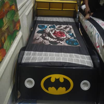 kids single bed with good condition