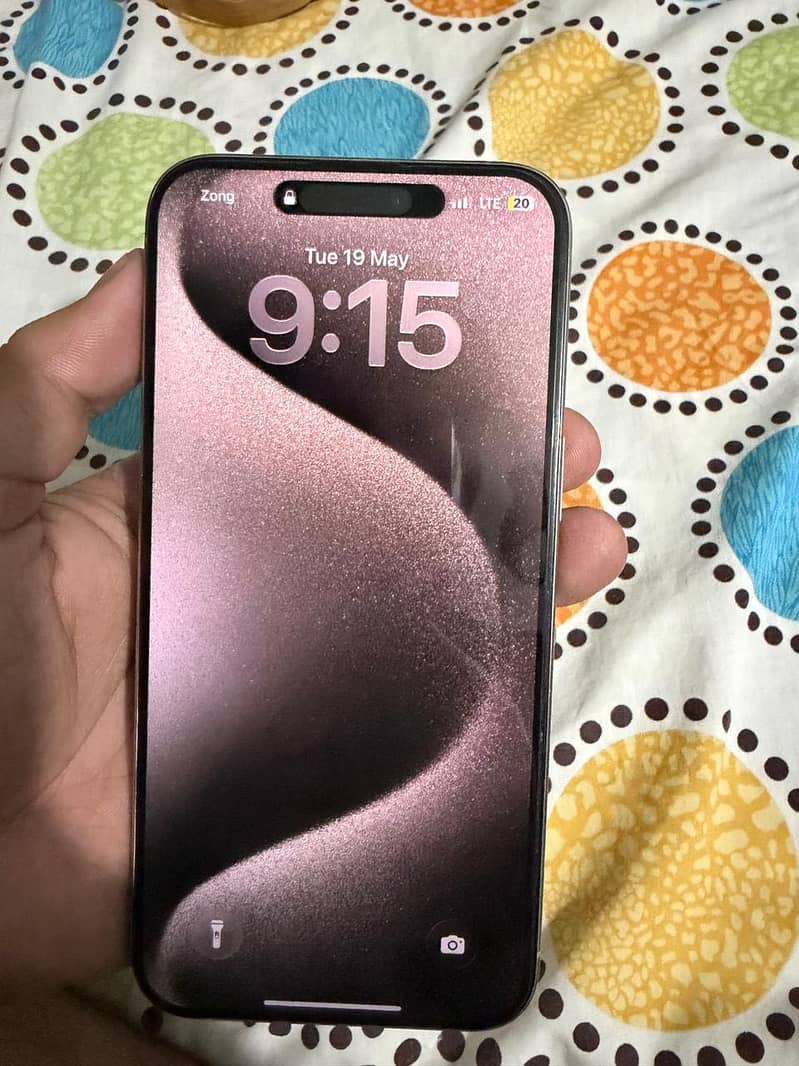 Iphone 15 pro max 0
