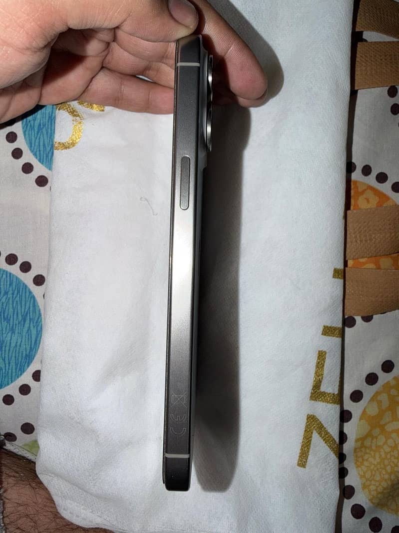 Iphone 15 pro max 1