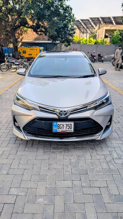 Toyota Altis grande 1.8 2024