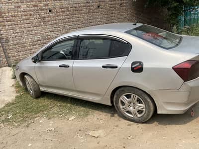 Honda city 2010