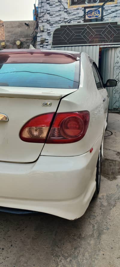Toyota Corolla GLI 2005