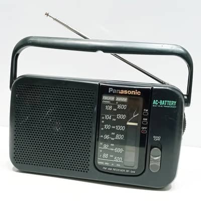Vintage Panasonic RF-544 AM/FM Radio | Excellent Reception and Sound