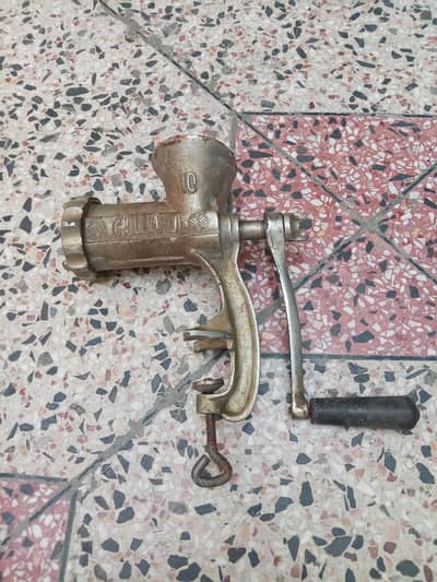 qeema wali hand machine