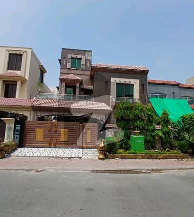10 Marla Fully Furnished Upper Portion Available For Rent In Bahria Town Lahore
