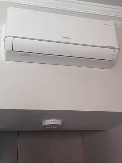 Investor AC 1 ton and 2 tons