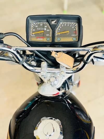 Honda CG s 125 gold edition self start