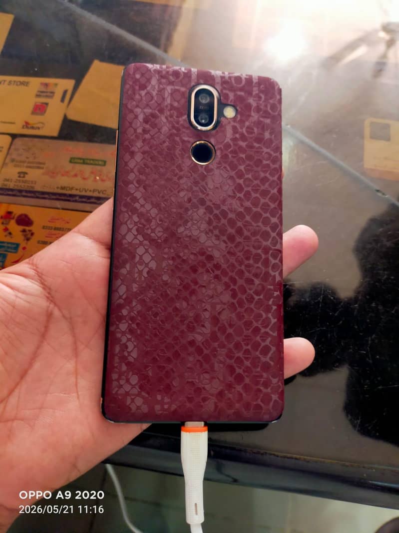 Nokia 7 plus 1