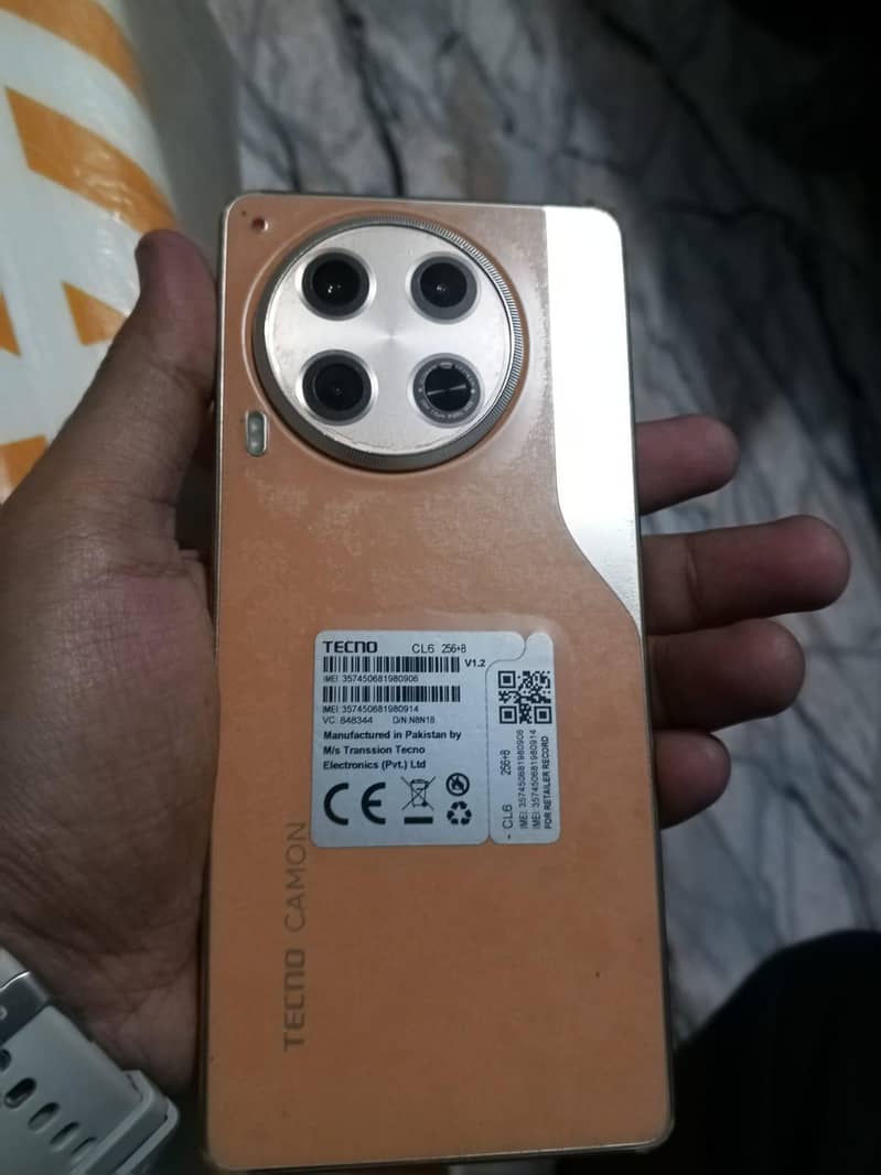 Tecno Camon 30 8+8 ram 256 gb with 70watt charger and box 1