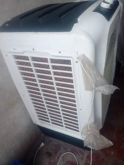 Air Cooler 10/10 condition just 2 days used