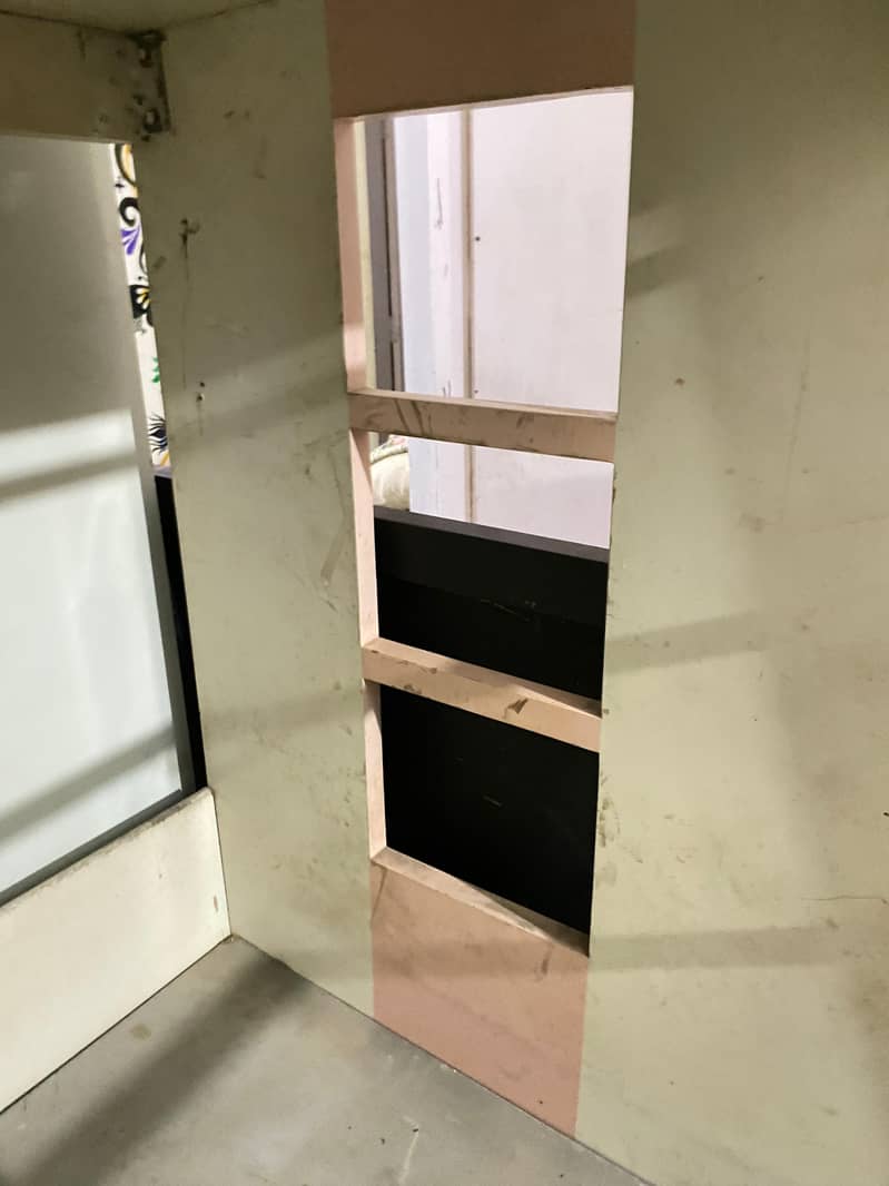Bunk bed deco paint 4