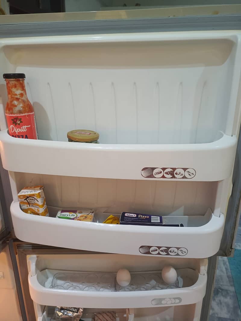 Orient Fridge 14