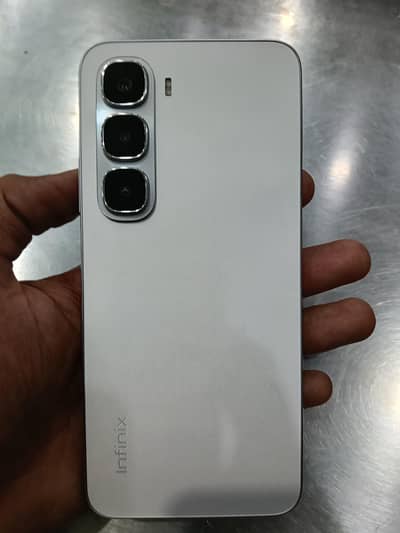 Infinix hot 60 i