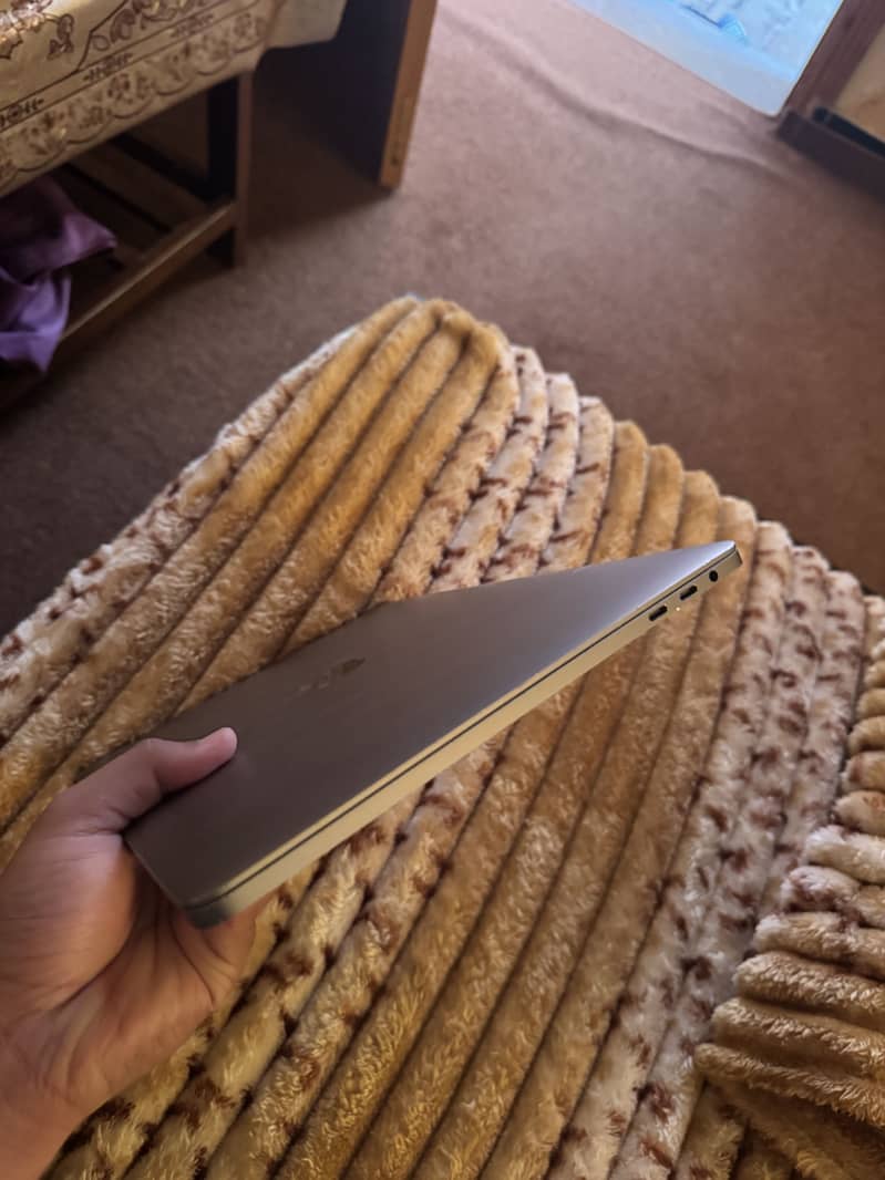 Macbook pro 2019 5