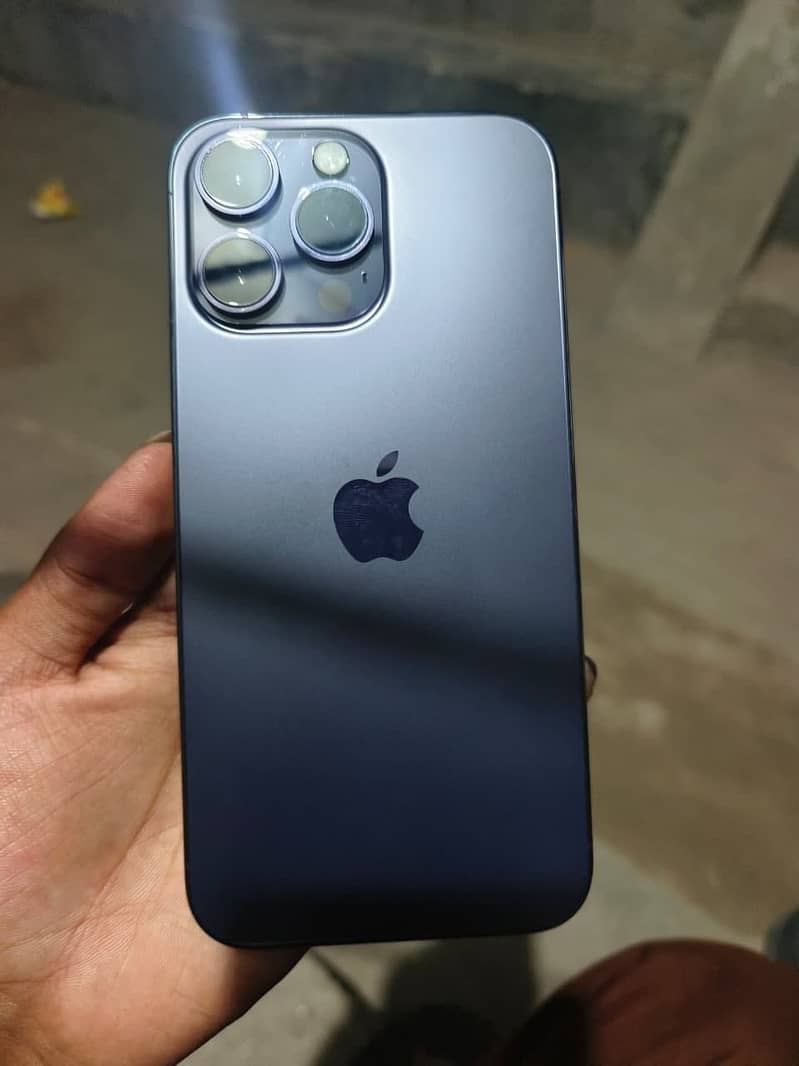 iPhone 14 Pro Max 2