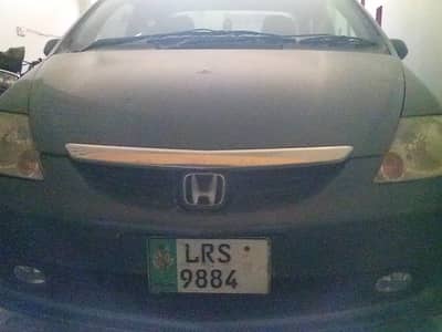 70 percent genuine body, excellent ac working powerful engine tyre goo