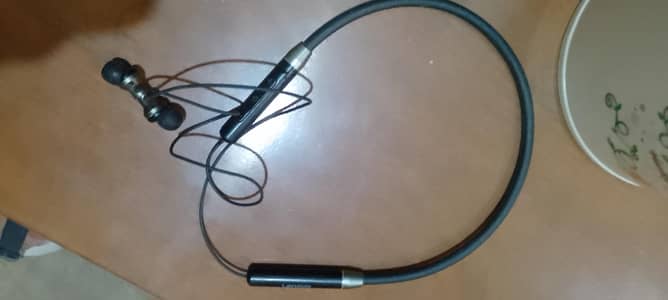 Lenovo earbuds