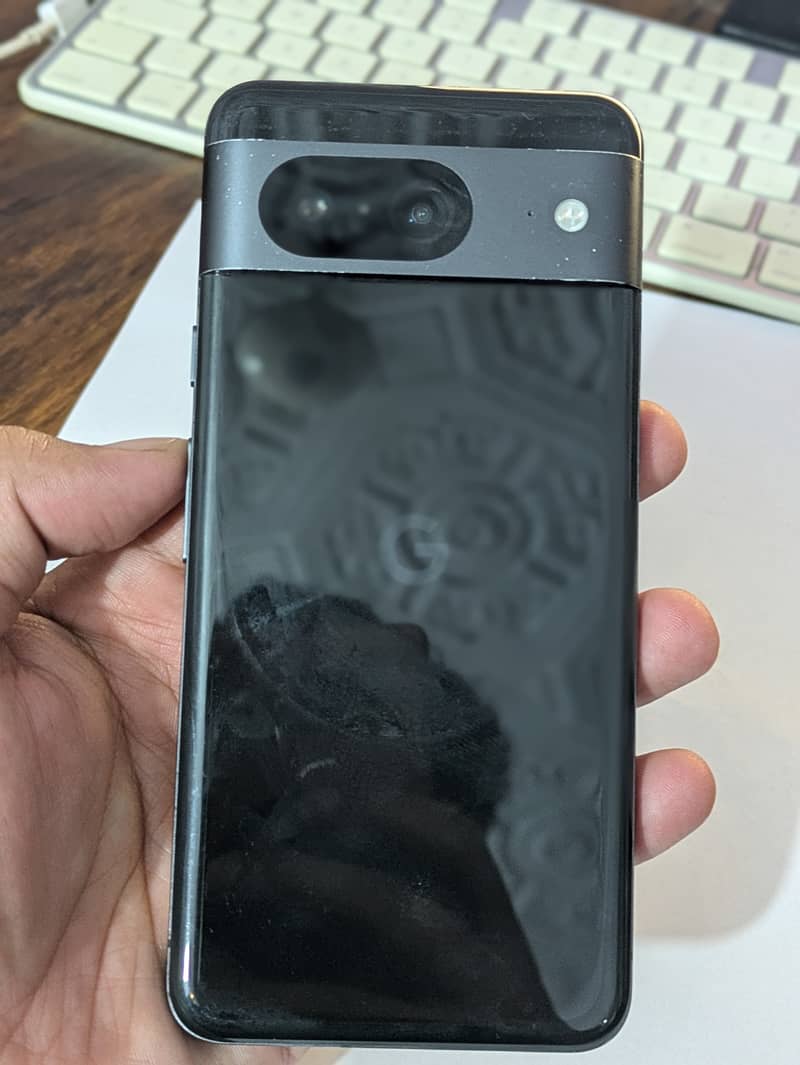 Google Pixel 8 5