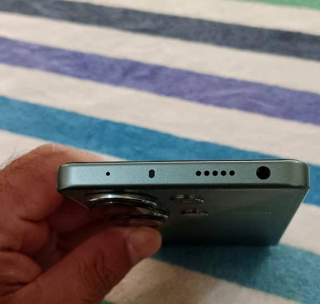Redmi note 13 pro 4
