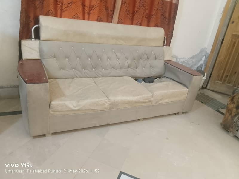 Used sofa set 5
