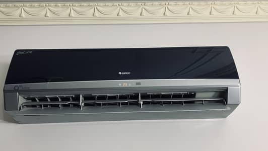 Gree 2 Ton inverter Ac