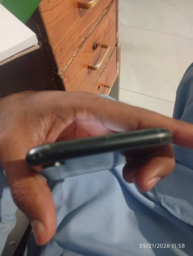 iPhone xr 1